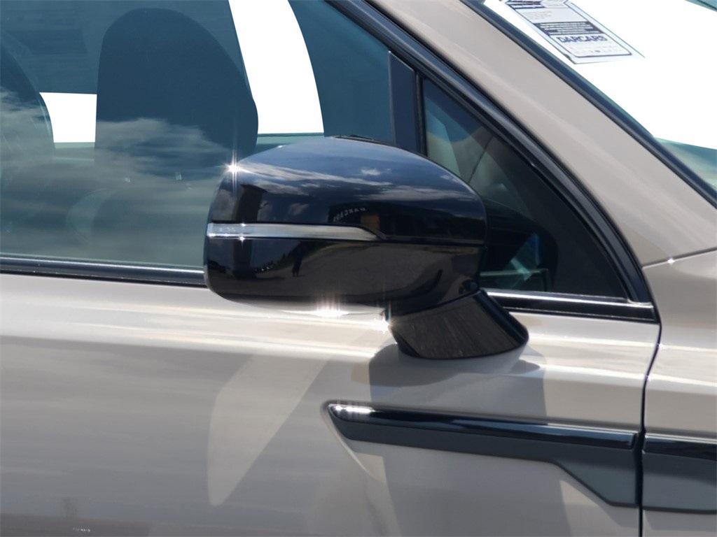 new 2025 Kia Sorento car, priced at $36,996