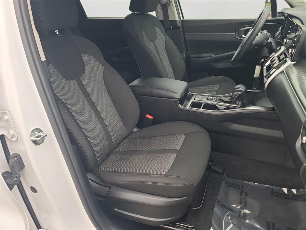 used 2022 Kia Sorento car, priced at $18,180
