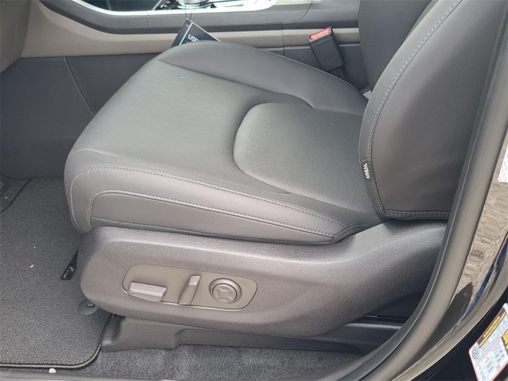 new 2026 Kia Carnival Hybrid car, priced at $46,299