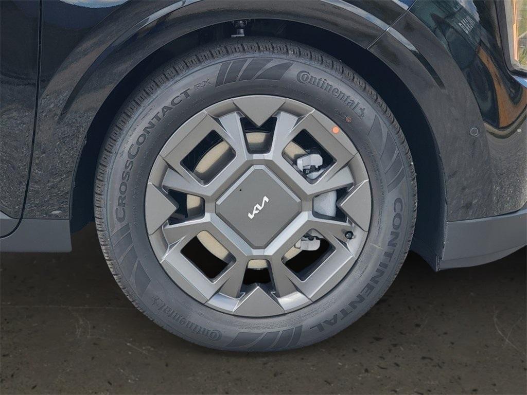 new 2026 Kia Carnival Hybrid car, priced at $46,299