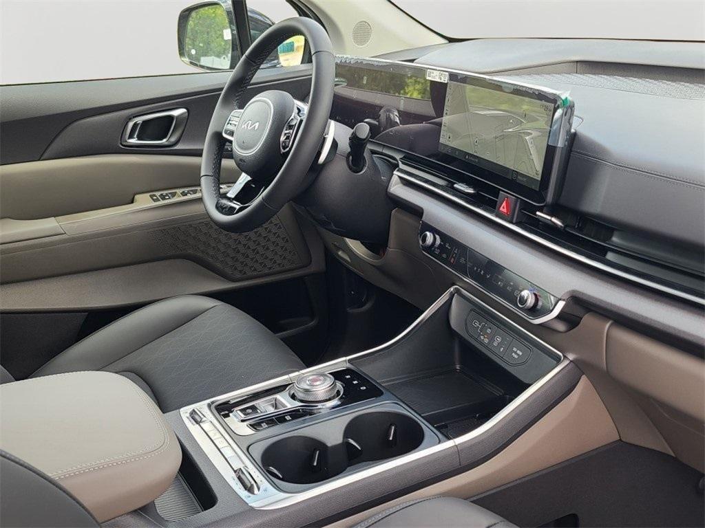 new 2026 Kia Carnival Hybrid car, priced at $46,299