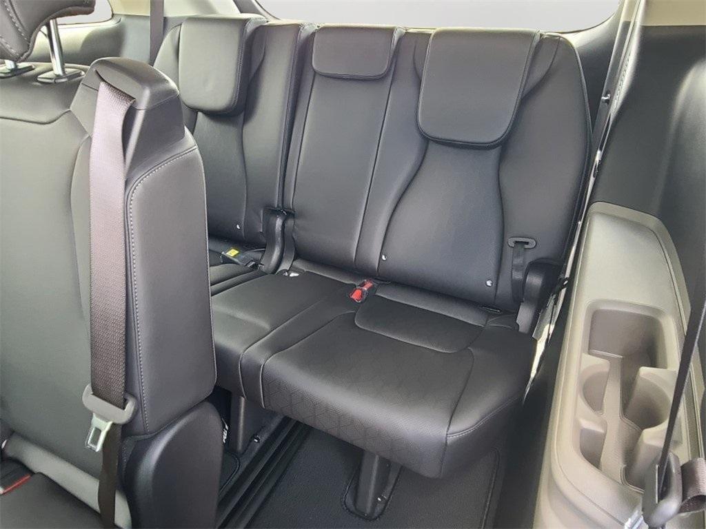 new 2026 Kia Carnival Hybrid car, priced at $46,299