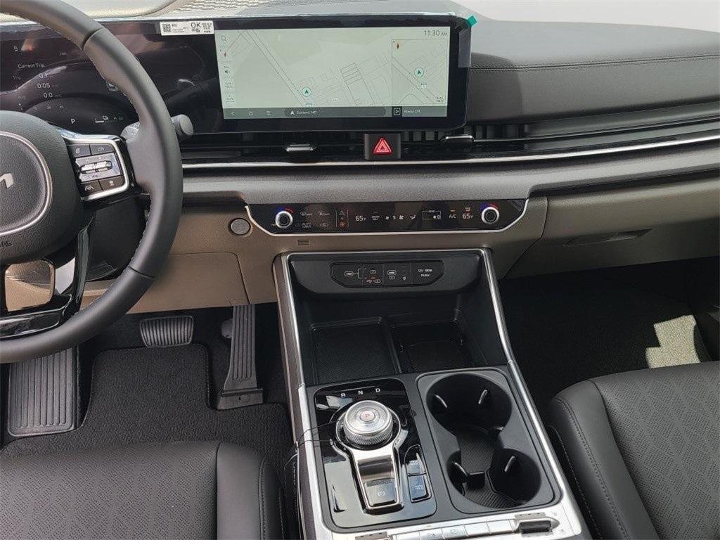 new 2026 Kia Carnival Hybrid car, priced at $46,299