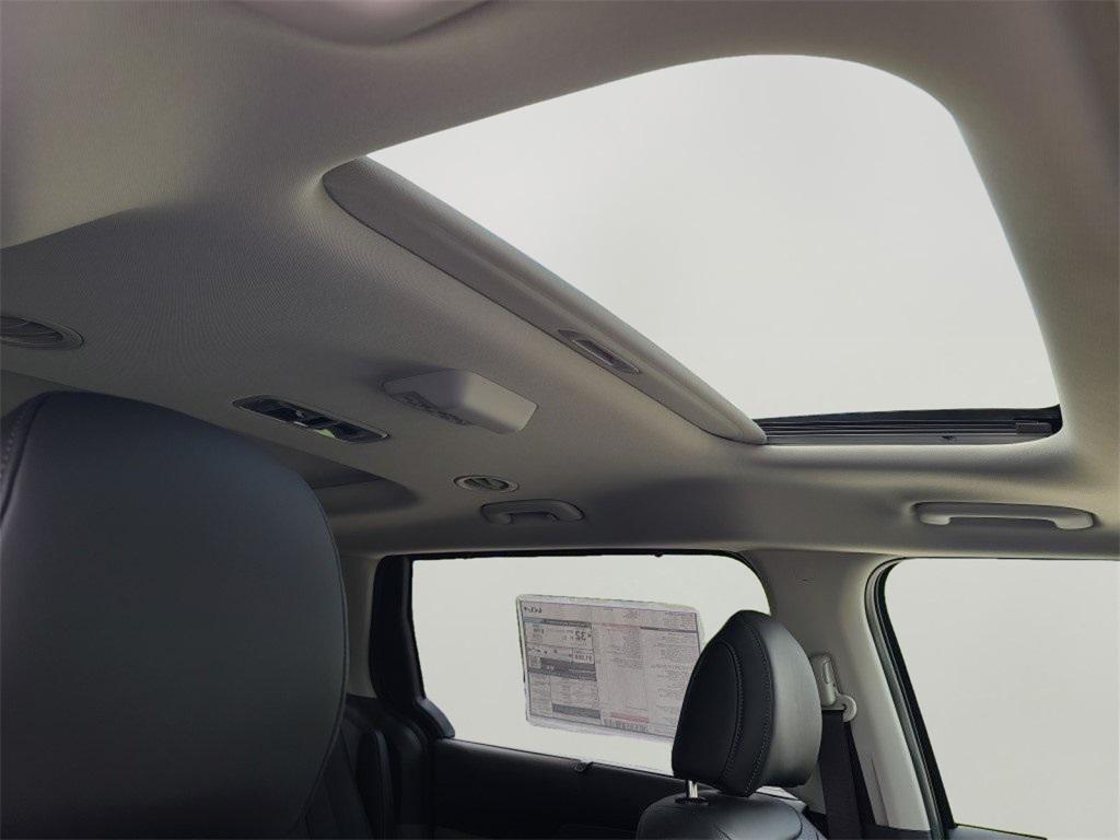 new 2026 Kia Carnival Hybrid car, priced at $46,299