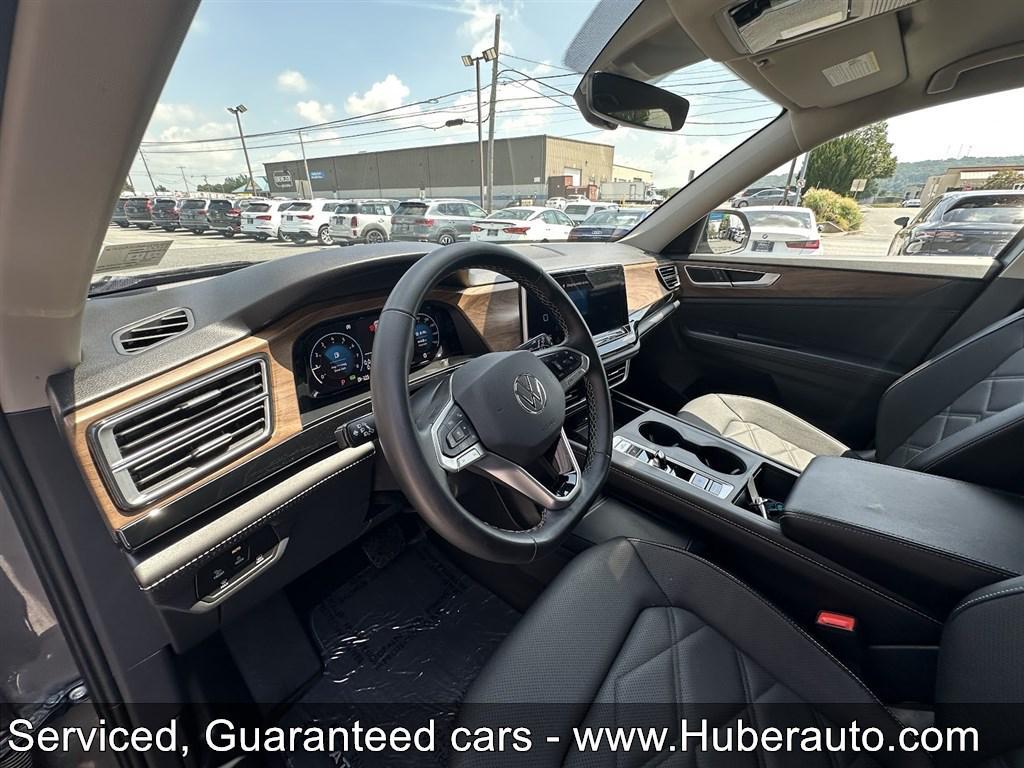 used 2024 Volkswagen Atlas car, priced at $32,400