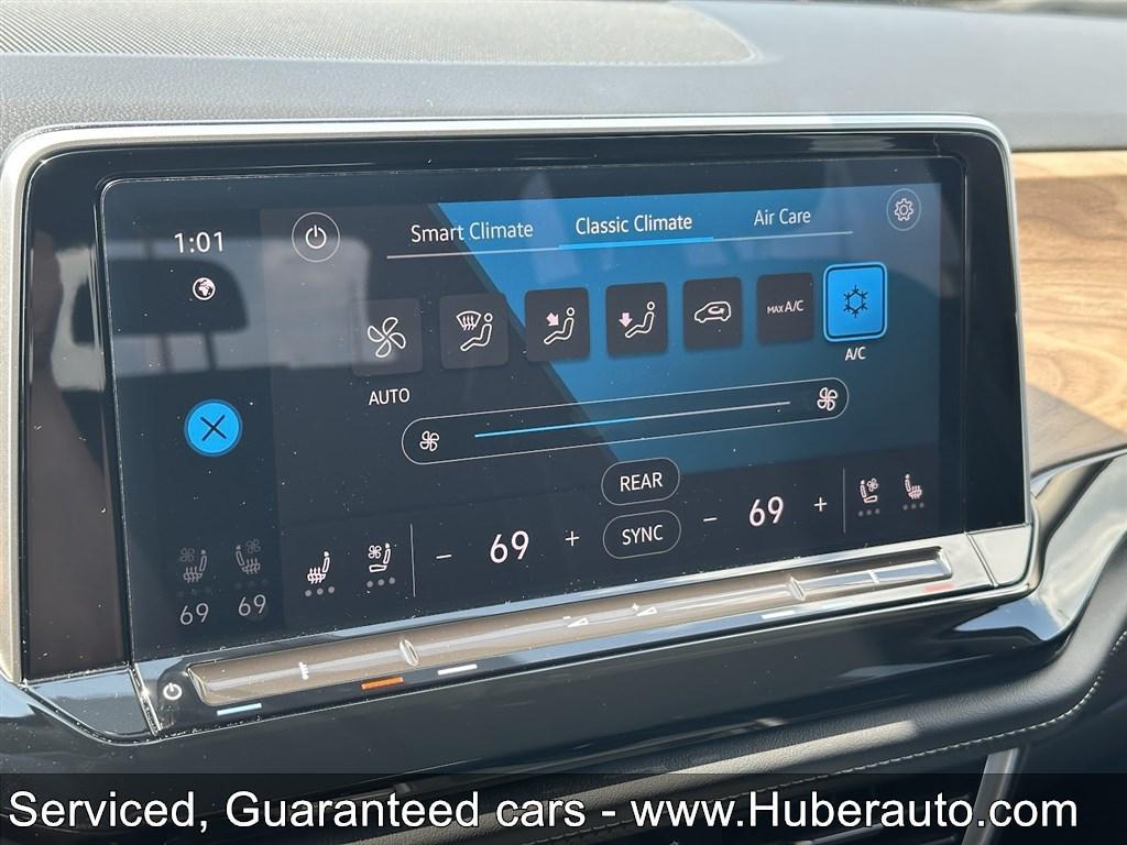 used 2024 Volkswagen Atlas car, priced at $32,400