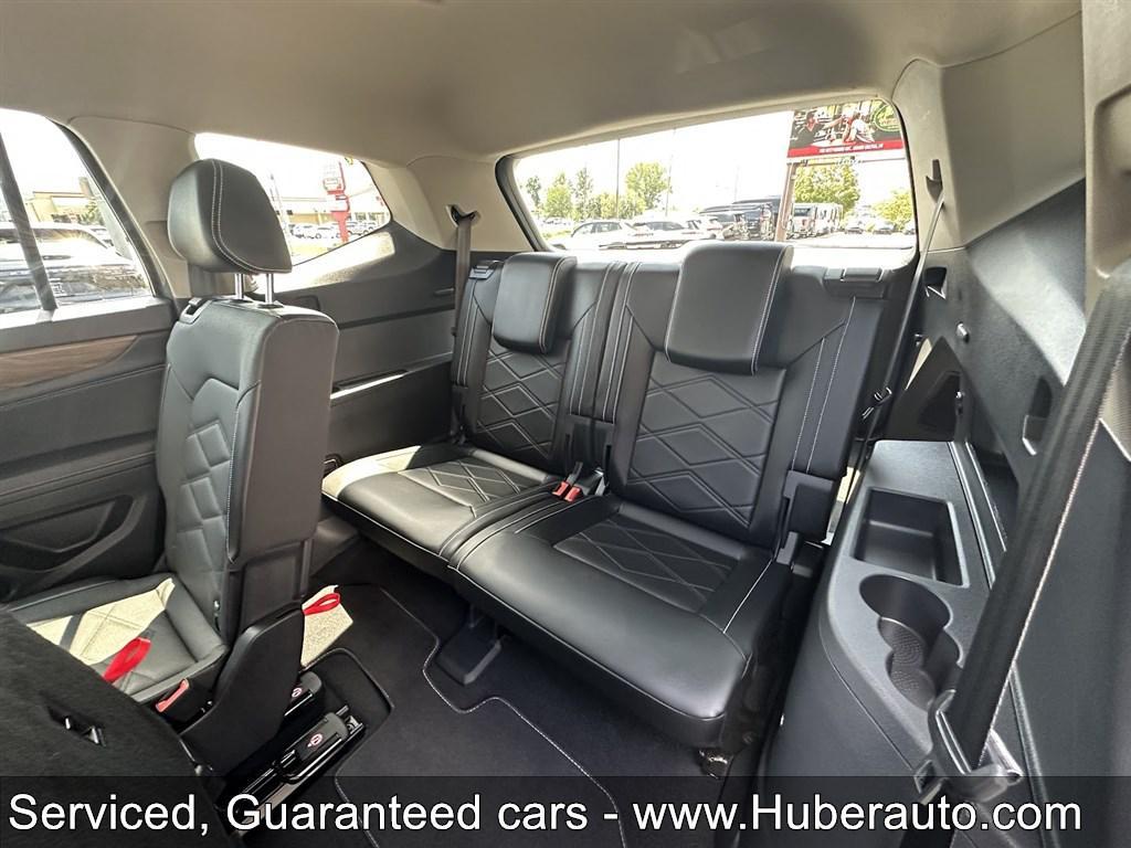 used 2024 Volkswagen Atlas car, priced at $32,400