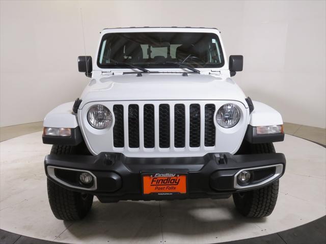 used 2022 Jeep Gladiator car, priced at $29,385