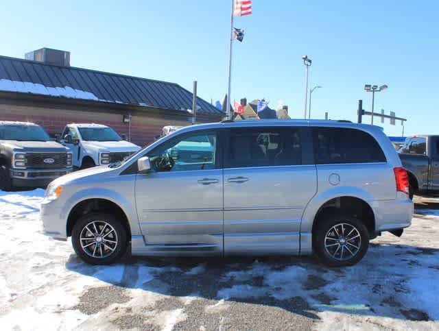 used 2017 Dodge Grand Caravan car, priced at $33,998