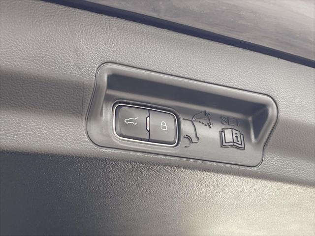 used 2022 Ford Explorer car, priced at $38,286