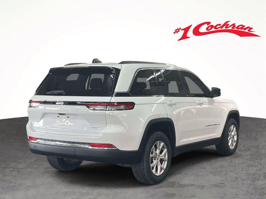 used 2022 Jeep Grand Cherokee car, priced at $30,324