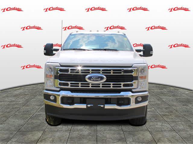 new 2024 Ford F-350 car, priced at $66,295