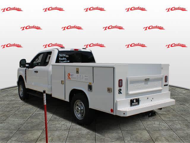 new 2024 Ford F-350 car, priced at $66,295