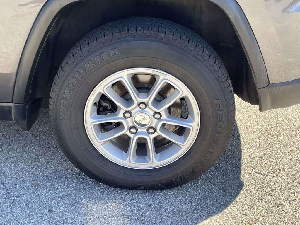 used 2019 Jeep Grand Cherokee car, priced at $15,487