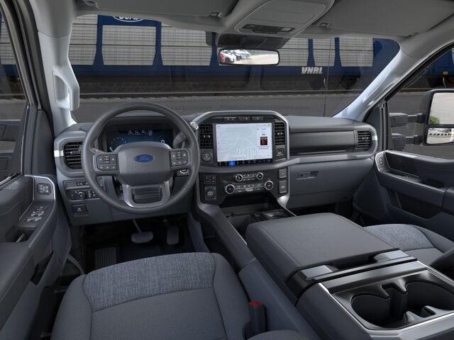 new 2024 Ford F-150 car, priced at $52,305