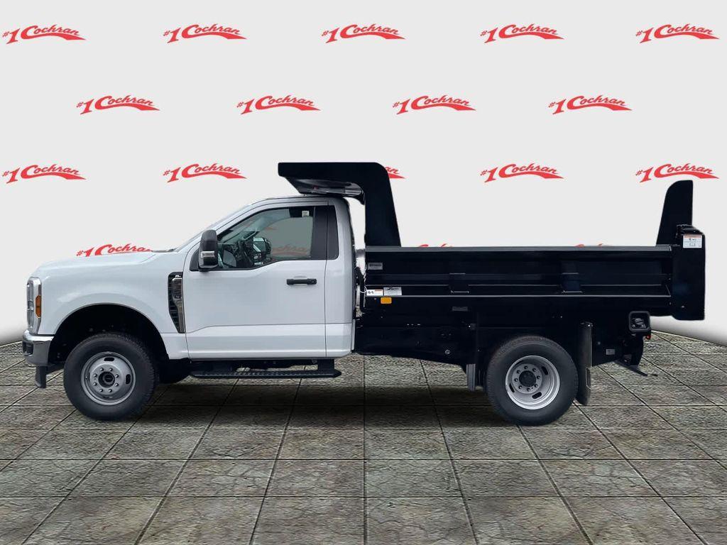 new 2025 Ford F-350 car, priced at $75,770