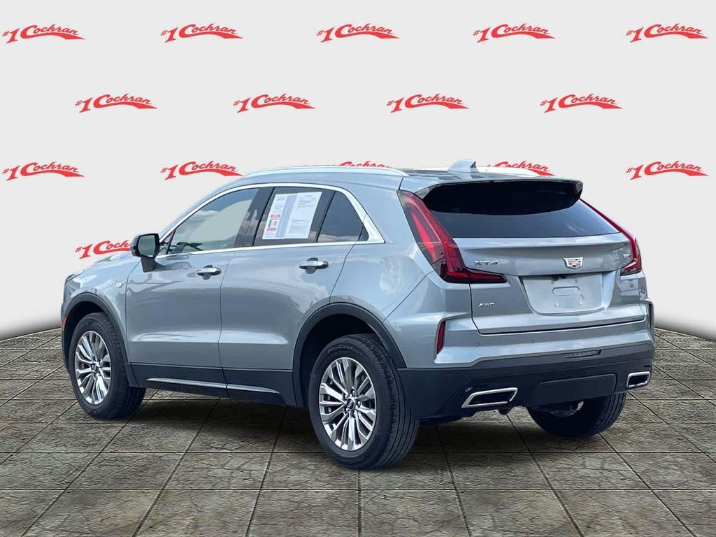 used 2024 Cadillac XT4 car, priced at $32,988
