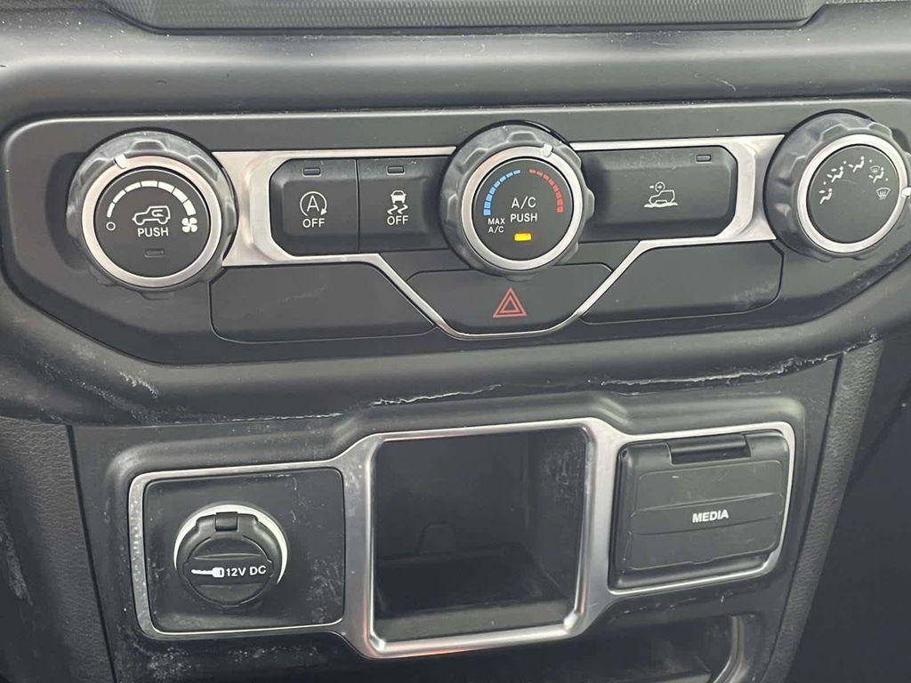 used 2021 Jeep Wrangler Unlimited car, priced at $25,698