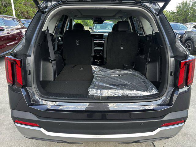 new 2025 Kia Sorento car, priced at $38,933