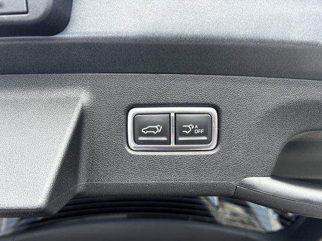 new 2025 Kia Sorento car, priced at $38,933
