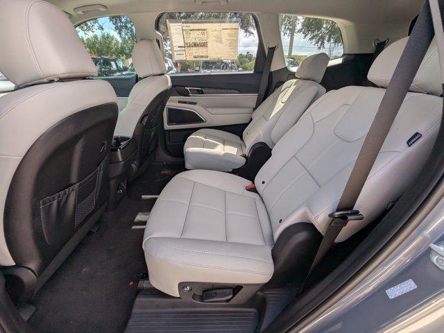 new 2025 Kia Telluride car, priced at $43,249