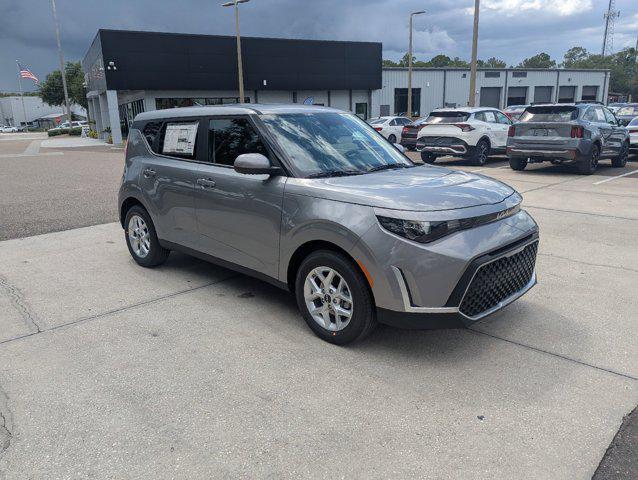 new 2025 Kia Soul car, priced at $21,696