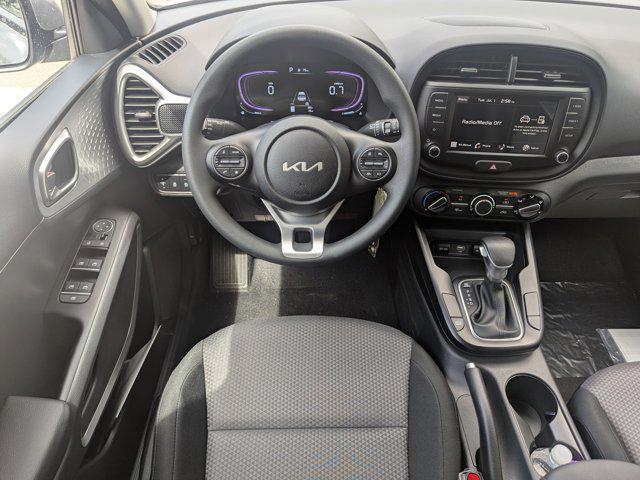 new 2025 Kia Soul car, priced at $21,696