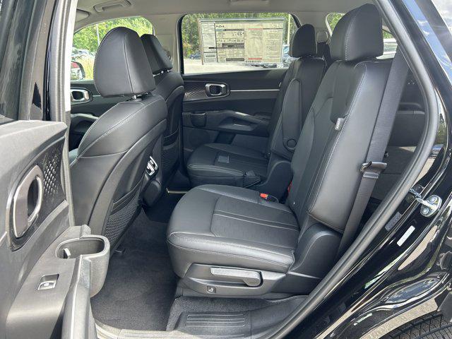 new 2025 Kia Sorento car, priced at $36,473