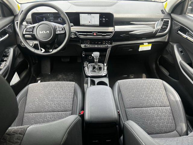 new 2025 Kia Seltos car, priced at $25,908
