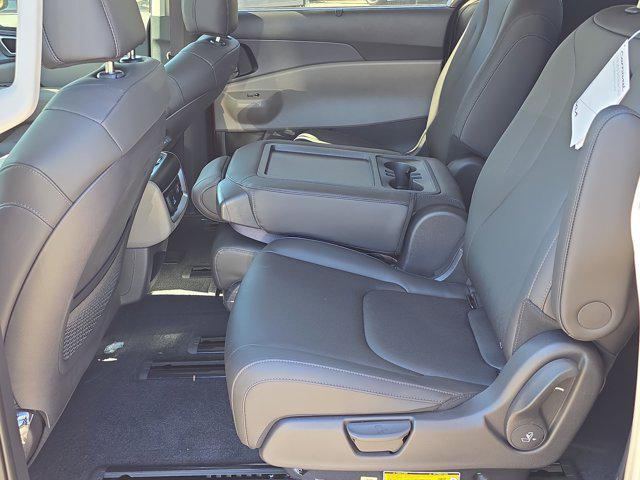 new 2026 Kia Carnival car, priced at $46,347