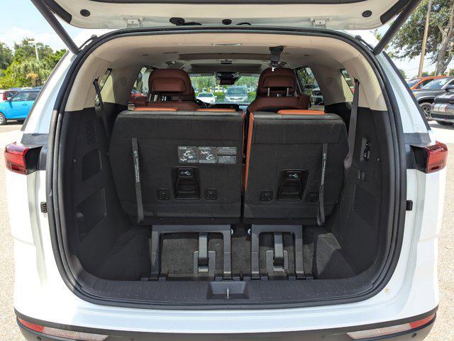 used 2022 Kia Carnival car, priced at $31,999