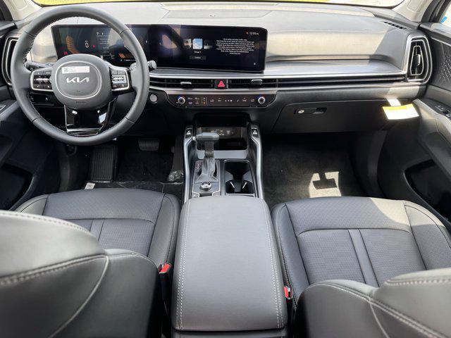 new 2025 Kia Sorento car, priced at $34,374