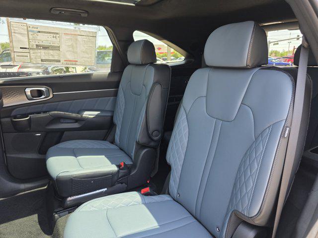 new 2025 Kia Sorento Hybrid car, priced at $45,366