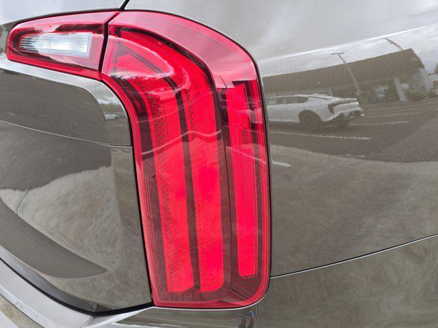 used 2025 Kia Telluride car, priced at $34,404