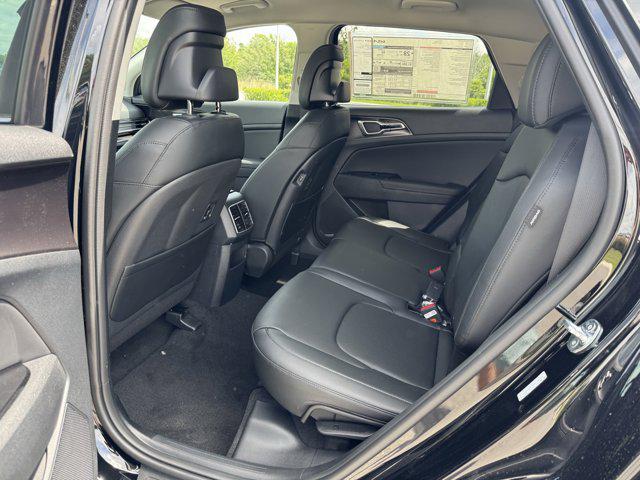 new 2025 Kia Sportage car, priced at $28,412