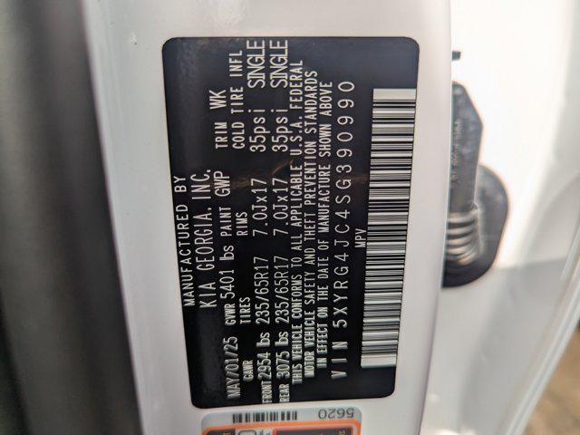 new 2025 Kia Sorento car, priced at $31,462