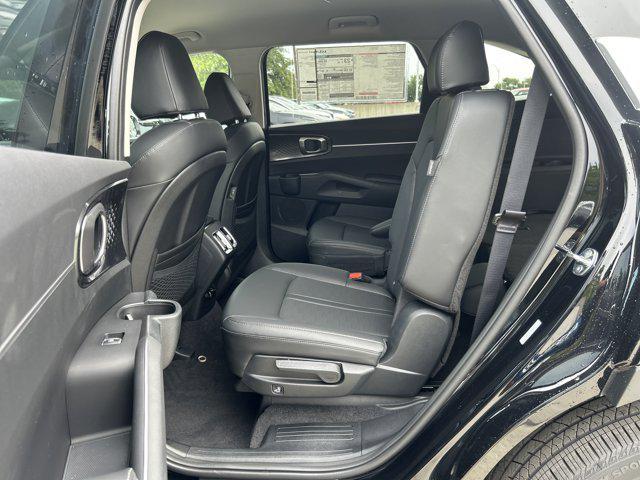 new 2025 Kia Sorento car, priced at $36,473