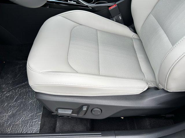 new 2025 Kia Niro car, priced at $31,184