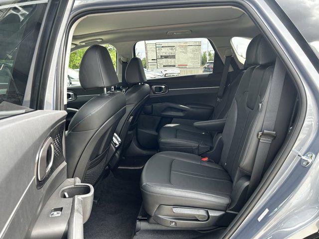 new 2025 Kia Sorento car, priced at $36,946