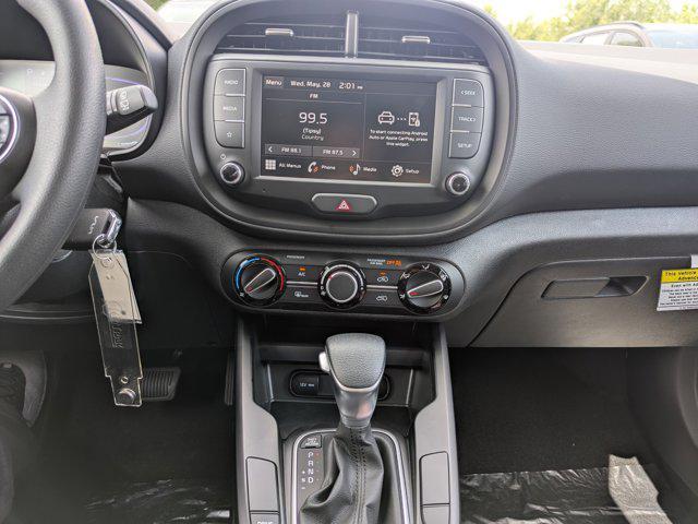 new 2025 Kia Soul car, priced at $21,696