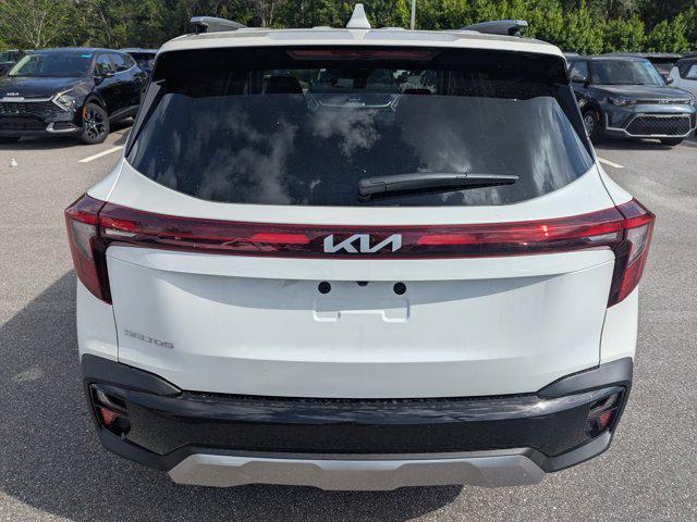 new 2025 Kia Seltos car, priced at $25,408