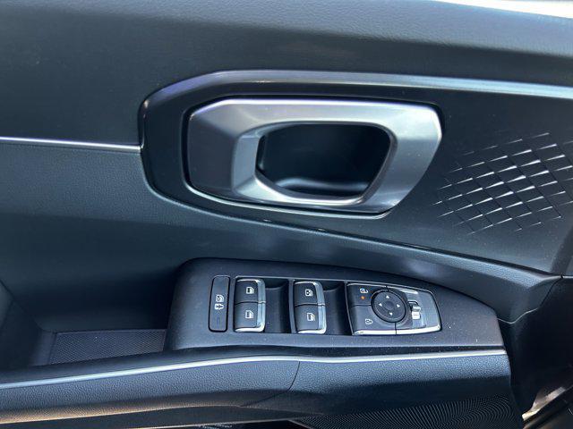 new 2025 Kia Sorento car, priced at $36,473