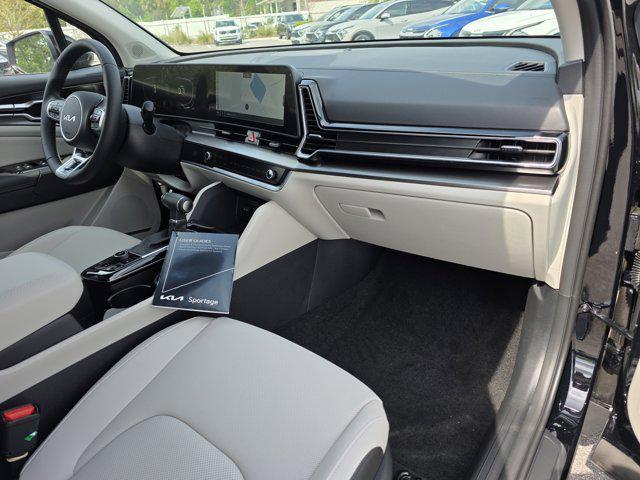 new 2025 Kia Sportage car, priced at $29,939