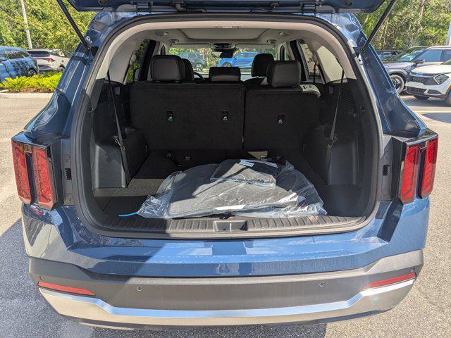 new 2025 Kia Sorento car, priced at $35,543