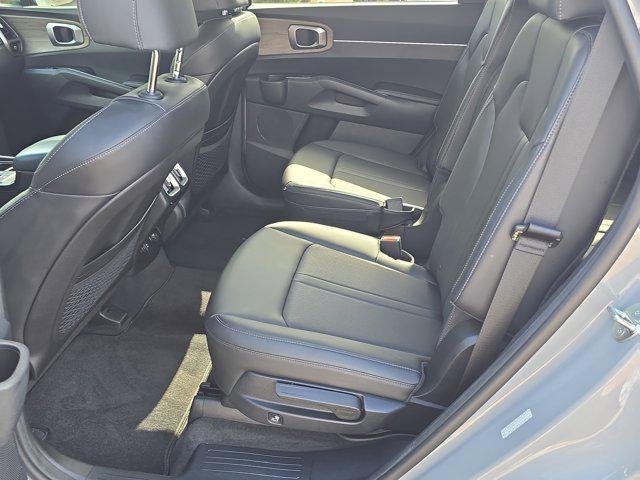 used 2023 Kia Sorento car, priced at $31,792
