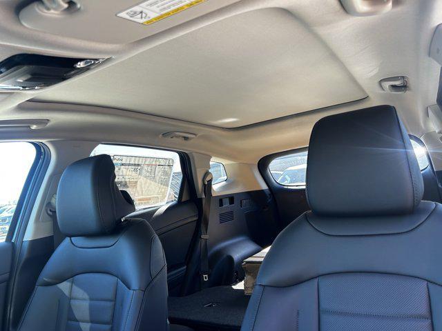 new 2025 Kia Sportage car, priced at $33,074