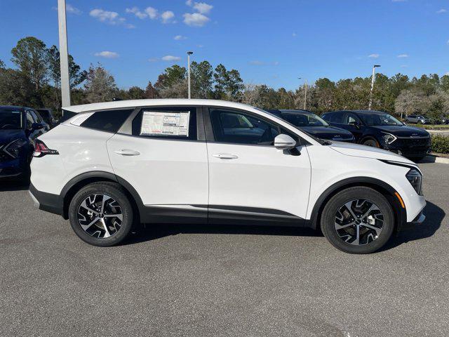 new 2025 Kia Sportage car, priced at $30,043