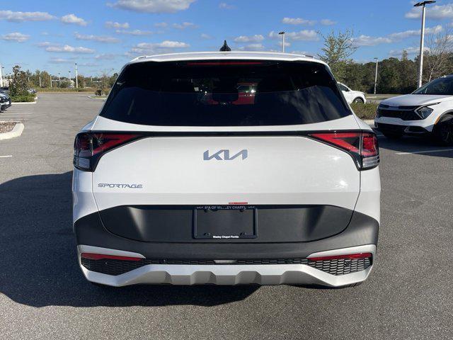 new 2025 Kia Sportage car, priced at $30,043