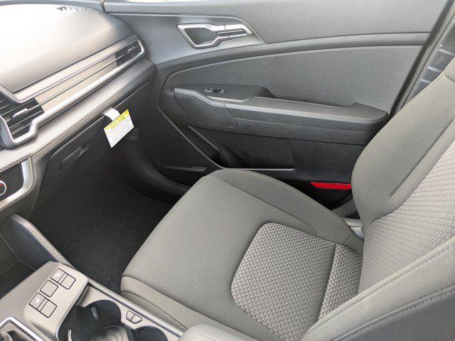 new 2025 Kia Sportage car, priced at $27,847
