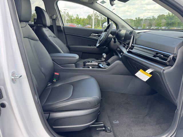 new 2025 Kia Sportage car, priced at $30,137